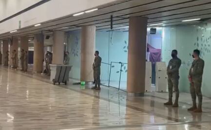 Jubilados de Mexicana de Aviación señalan al "gobierno de la 4T" por desalojo de cafetería en el AICM