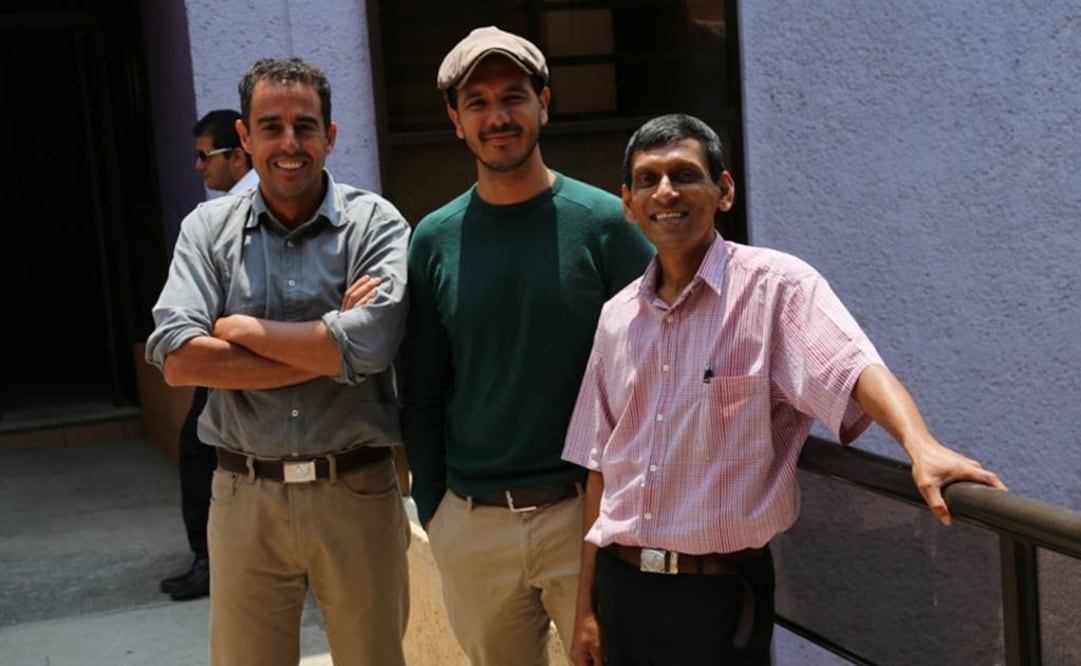 Daniel Rosa, Mauricio Gómez y Divakara Mayya, integrantes del proyecto de búsqueda. (FOTO: INAOE)