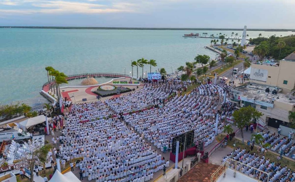 Al rendir su informe, la gobernadora de Quintana Roo resalta que la entidad ha conseguido reducir la deuda pública. 06/09/2026. | Foto: Especial.