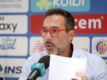 Gustavo Matosas se aburre y renuncia a la selección de Costa Rica
