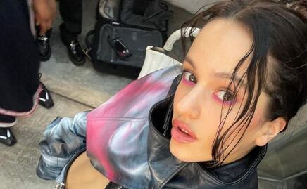 Rosalía impacta con top de transparencias para la portada de Vogue