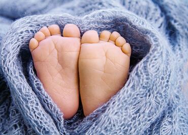 Abandona a bebé dentro de centro comercial de Guasave al ser descubierto por robo