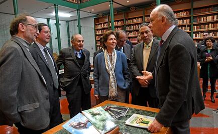 Donan colección de revista a Red Nacional de Bibliotecas