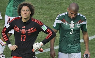 Carlos Salcido aplaudió la trayectoria de Memo Ochoa tras su reciente retiro