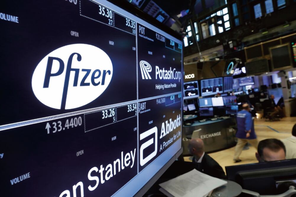 Tras anunciar Pfizer que el fármaco había demostrado efectividad contra el Covid en el ensayo, las acciones de la empresa se dispararon en torno al 11%, su mayor incremento diario en más de una década.