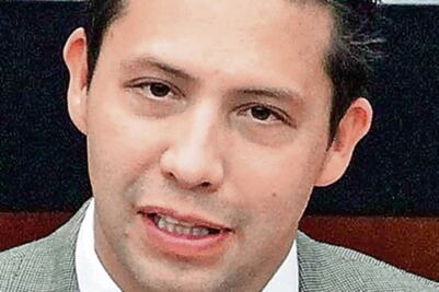 Toma rumbo relevo en Concamin