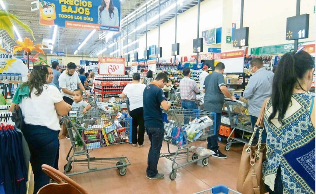 Depreciación derrumba confianza del consumidor