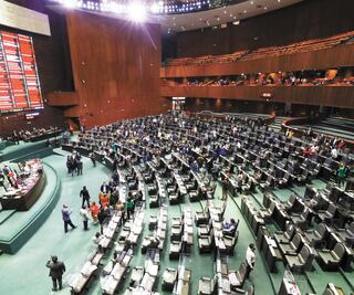 Insiste Morena y va por 33 mmdp de gastos catastróficos