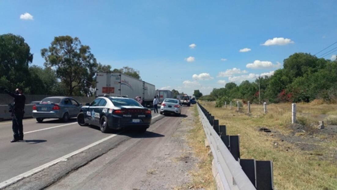 Registran enfrentamiento armado en la carretera Querétaro-Celaya