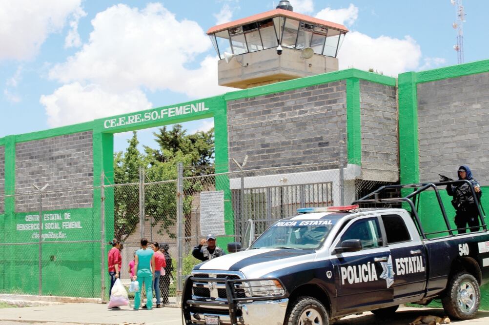 En el penal de Cieneguillas se encuentra recluida Zeferina por un incidente en el que se vio involucrado su hermano y otra persona que no ha sido localizada, según relata; de acreditarse el delito de homicidio (Fotos: IRMA MEJÍA)