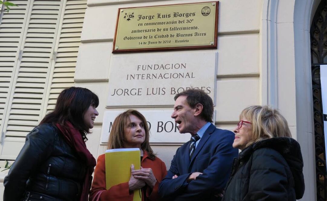 Borges era una persona "encantadora" que siempre saludaba como si te "conociera de toda la vida", detallan quienes le conocieron. FOTO: Irene Valiente/ EFE.