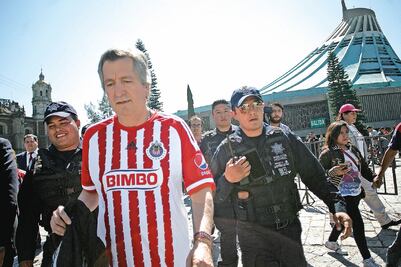 Jorge Vergara le huyó a los tiburones