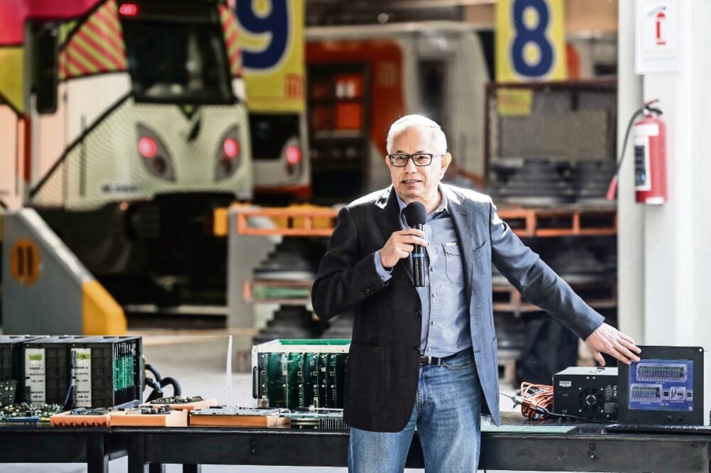 Jorge Gaviño, titular del STC, señaló que los conductores “sie mp re se van a mantener en los trenes” (GERMÁN ESPINOSA. EL UNIVERSAL)
