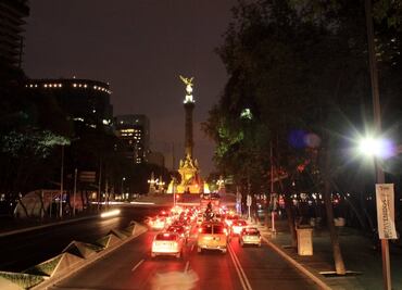 Turibús lo hace de nuevo: recorridos nocturnos gratis por Día de Muertos
