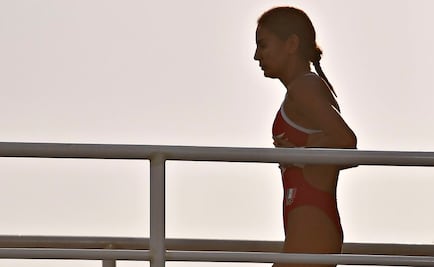 Paola Espinosa, dentro; Alejandra Orozco, fuera de plataforma 10 metros