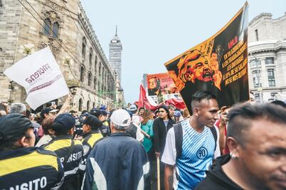 Llueven protestas en ejercicio democrático