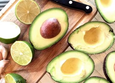 Healthy avocado recipe ideas for the Super Bowl