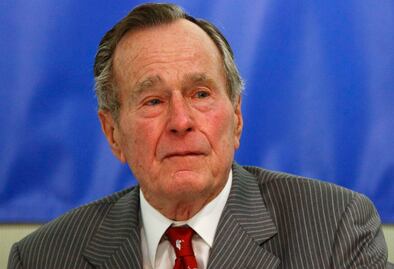 Perfil. George H. W. Bush, piloto de guerra, millonario y ex presidente