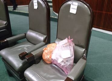 Diputados que no llevan tupper dejan basurero en curules de San Lázaro