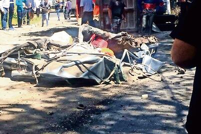 Volcadura de tráiler deja tres muertos en Huixquilucan 