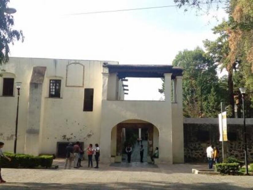 La estación del metro en honor al general que se quedó sin parque