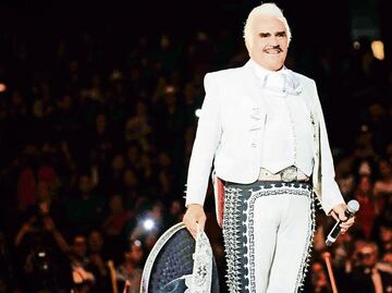 Vicente Fernández no tiene Covid-19