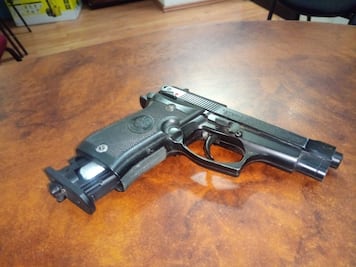 Decomisan pistola a alumno de primaria en Tamaulipas