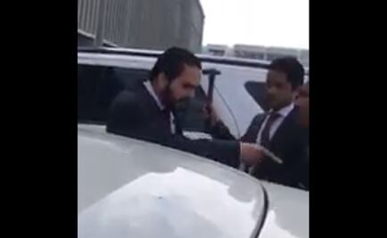 Ordena juez dar cristalazo con martillo; lo investigan