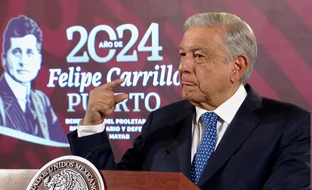 Campañas como #NarcoPresidente pueden tumbar gobiernos cuando el pueblo no está informado: AMLO