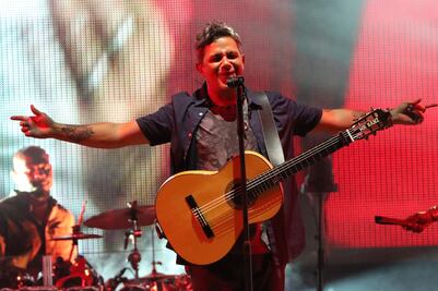 Sanz endulza y prende la CDMX con Sirope