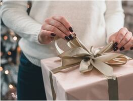 ¿Aún no sabes qué regalar en Navidad? esta es la lista de objetos que deberías evitar, según la IA; descubre por qué