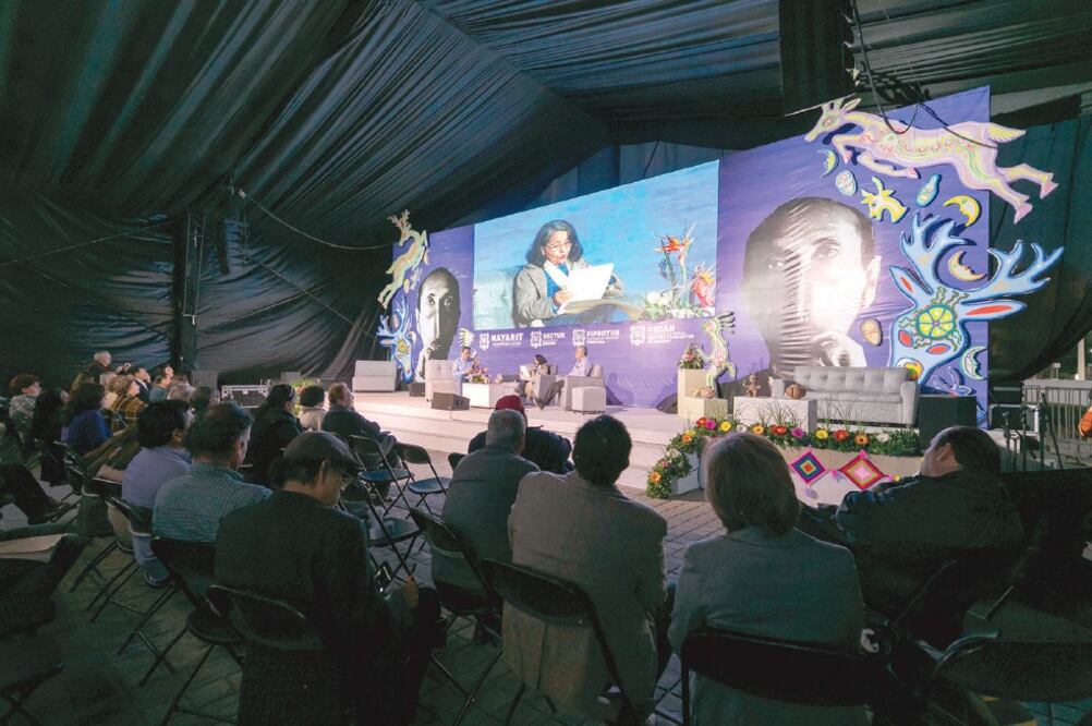 El encuentro literario se llevará a cabo hasta el 4 de febrero, participarán varios escritores nacionales. Foto: CORTESÍA FESTIVAL DE LETRAS EN TEPIC