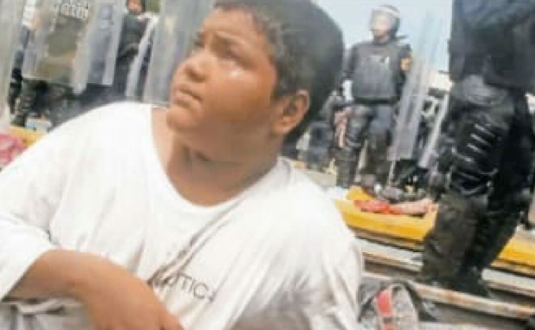 Mario Castellanos, en una imagen del 19 de octubre en la línea fronteriza. (MARÍA DE JESÚS PETERS. EL UNIVERSAL)