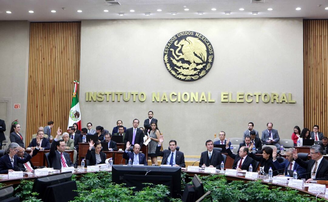 Sesión del Consejo General del INE. /Archivo - EL UNIVERSAL