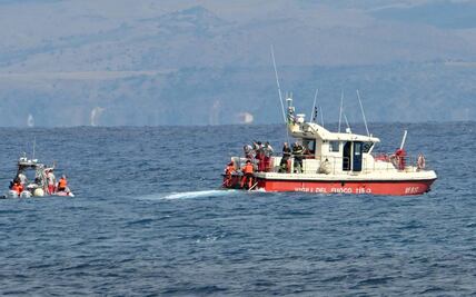 Naufragio en Sicilia: “Fue traumático”, dice capitán que rescató a 15 personas tras hundirse el yate de lujo