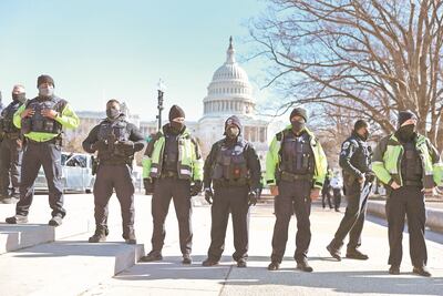 Trump acepta derrota.... bajo amenaza de destitución 