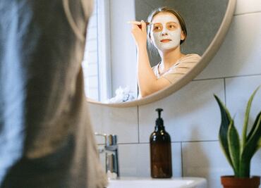 Dile adiós a las arrugas con esta mascarilla de manzana