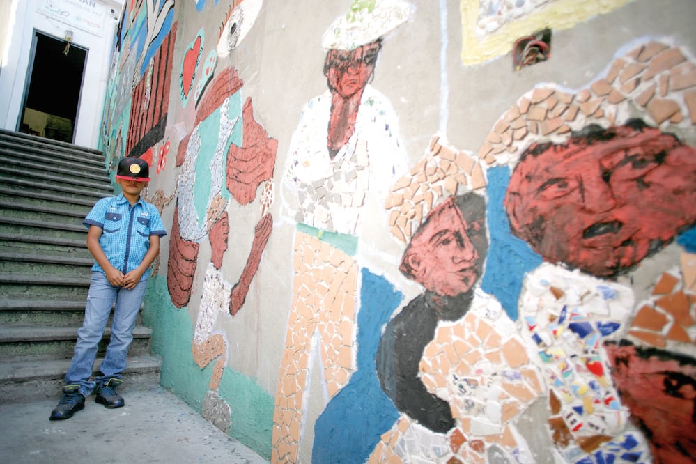 A sus 11 años, Brayan cruzó la frontera sur de México en compañía de su madre. Ambos esperan que su solicitud de asilo sea aceptada (IVÁN STEPHENS. EL UNIVERSAL)