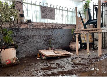 Desbordamiento de río en Nicolás Romero deja afectaciones en al menos 5 viviendas