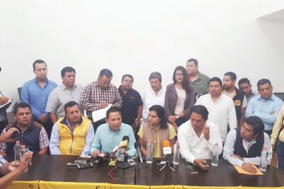  En el PRD de Chiapas crece pleito por Aguilar Bodegas