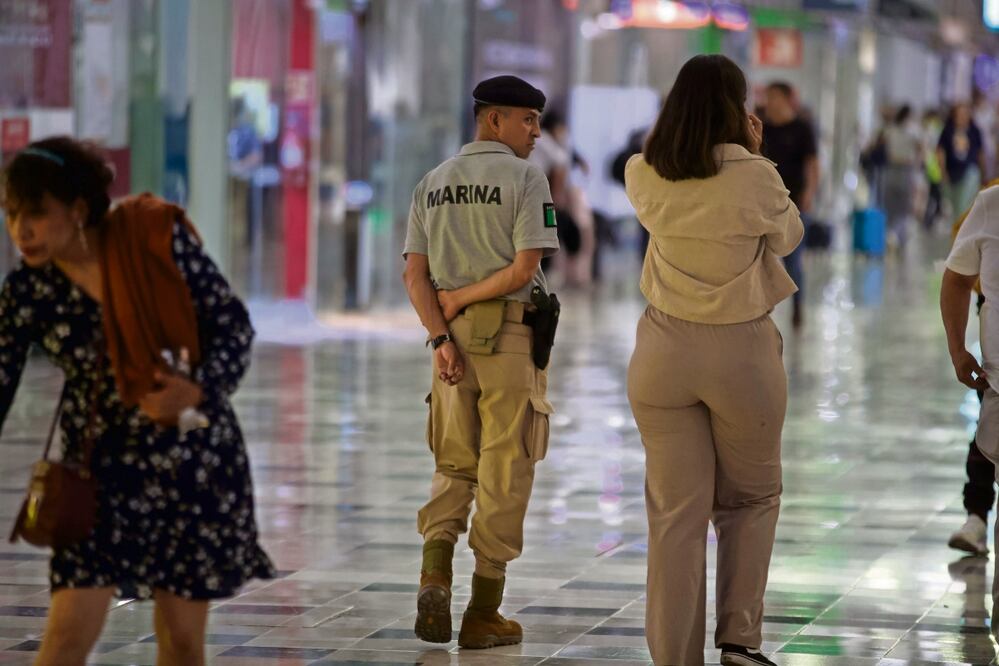 La Secretaría de Marina tomó el control total del aeropuerto capitalino hace apenas unos días. Foto: Germán Espinosa / EL UNIVERSAL