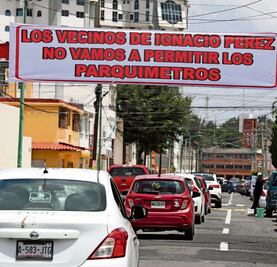 Rechazan tres colonias instalación de parquímetros