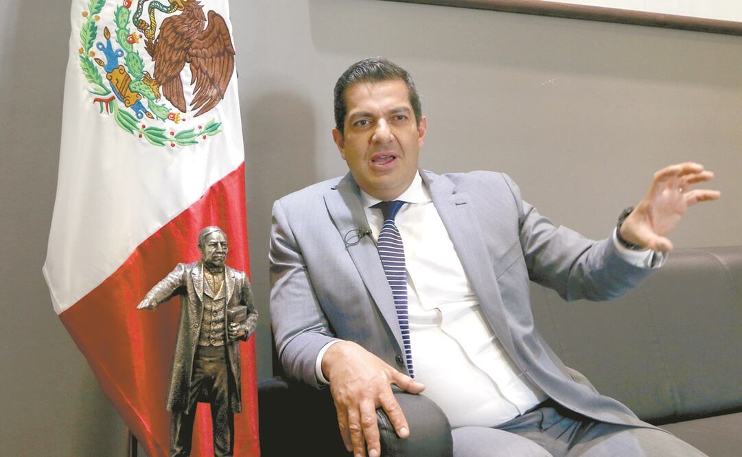 Critican a subsecretario por refrán de feliz lunes