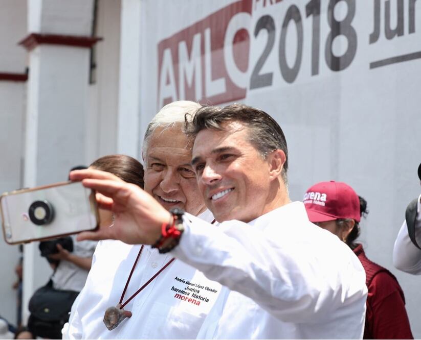 Andrés Manuel Loéz Obrador estuvo acompañado de Sergio Mayer. Foto:Valente Rosas