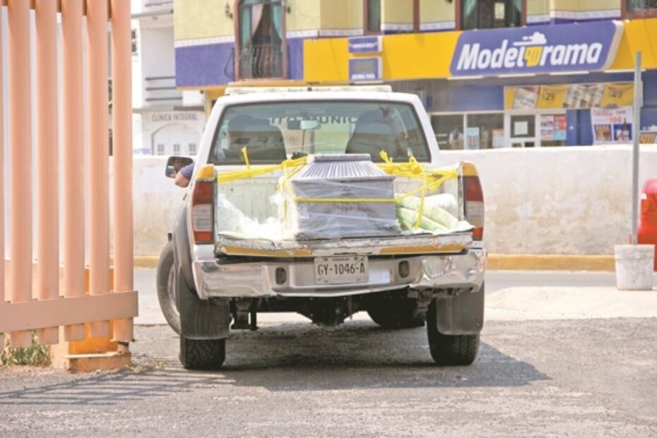 En batea de una patrulla; así trasladaron cuerpo de Alma