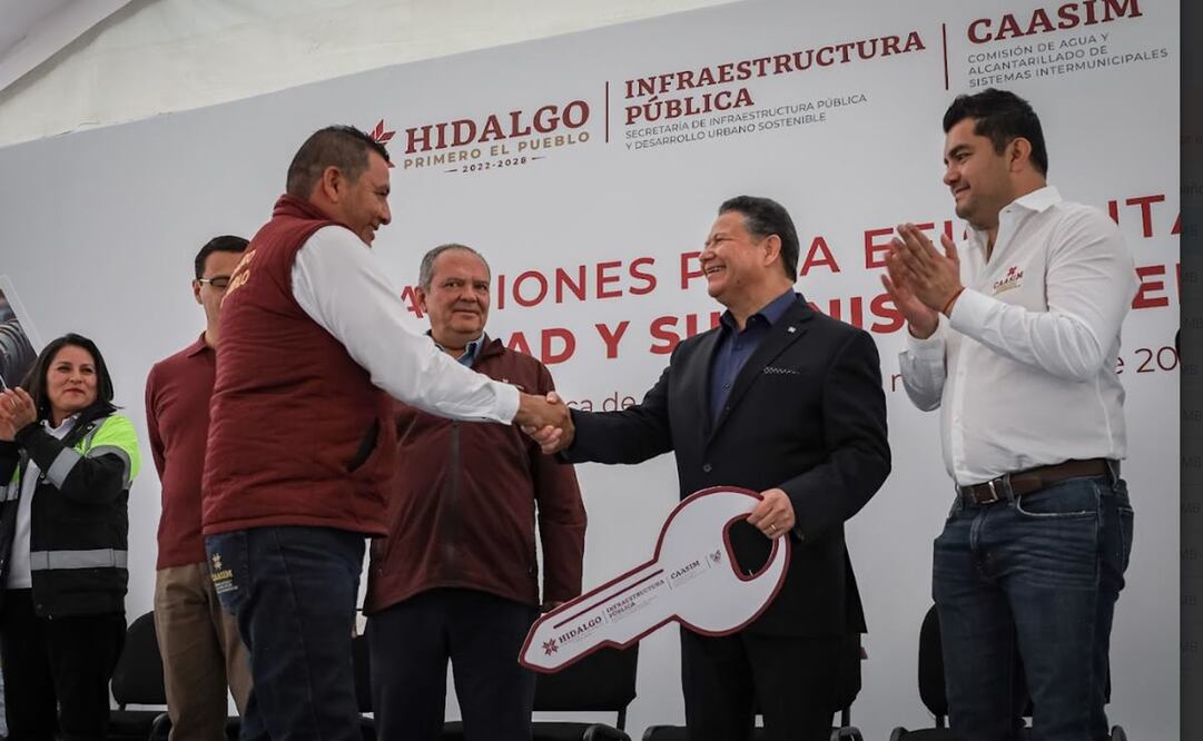 Advierte Menchaca que tomará acciones “con toda la fuerza del estado” para quienes no paguen agua en Pachuca. Foto: Especial