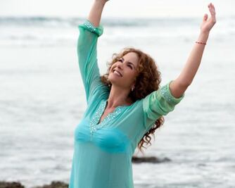 Lucero presume un sexy vestido estilo lencero en Instagram