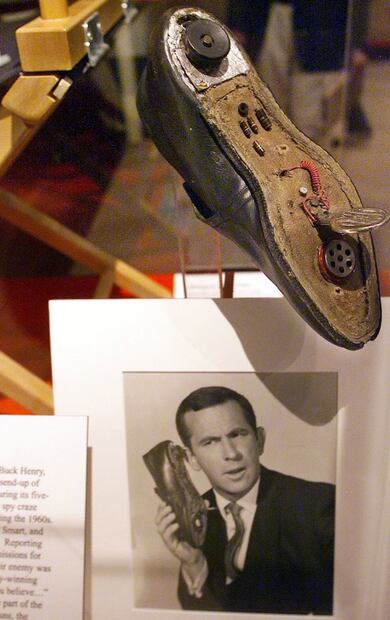 Los artefactos inventados en "Superagente 86" que fueron "copiados" por la CIA