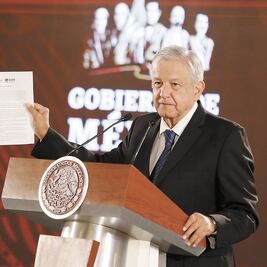 AMLO se compromete a no reelegirse en 2024