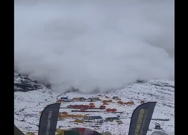 Avalancha en el Himalaya deja al menos 26 muertos